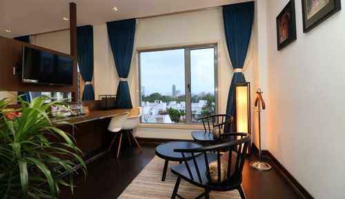 Traditional Suite, 1 Queen Bed, Non Smoking