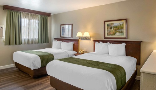 Standard Room, 2 Queen Beds, Non Smoking