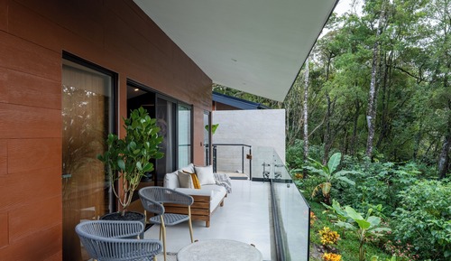 Forest Signature Suite with Plunge Pool