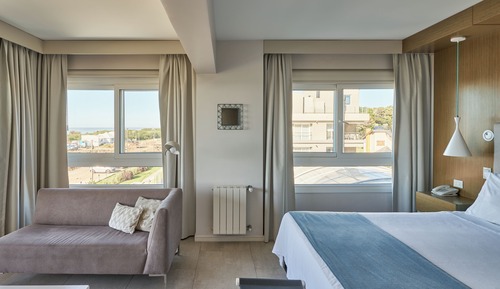 Luxury Suite, Hot Tub, Sea View (Almarena)