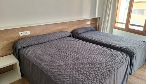 Family Twin Room (With Extra Bed)