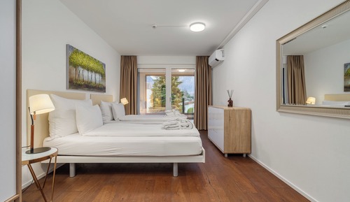 Luxury Apartment, Multiple Bedrooms