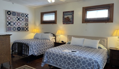 Standard Room, Multiple Beds, Non Smoking, Private Bathroom (1 King Bed & 1 Full Bed (101 or 102)