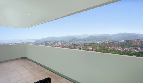 Executive Room, 1 King Bed, Balcony, Sea View