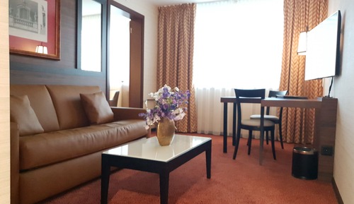 Executive Suite