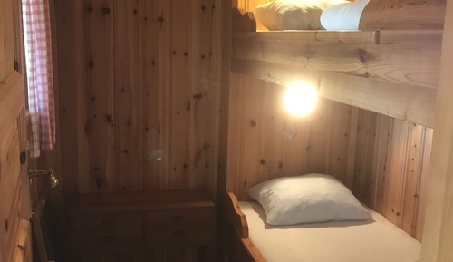 Cottage (8 - pet friendly)