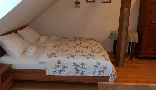 Standard Triple Room, Multiple Beds, Non Smoking