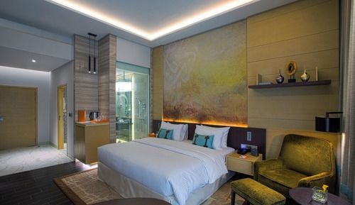 Superior King Room