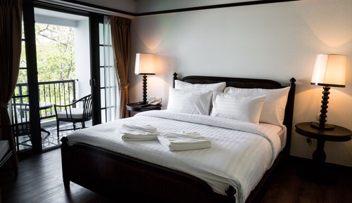 Deluxe Room with Pool View