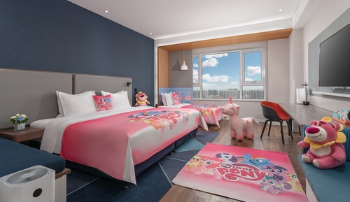 Standard Room, Multiple Beds, Mountain View (Super King)