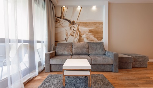 Apartment (C28)