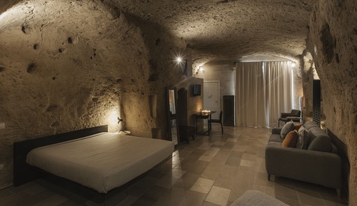 Elite Suite, Ensuite, Courtyard View