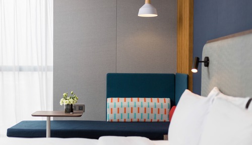 Standard Room, 1 King Bed, City View