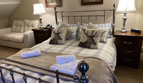 Superior King Room