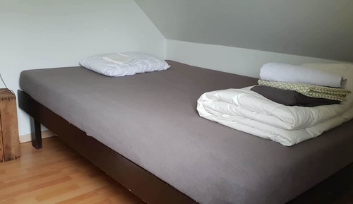 Single Room, Shared Bathroom