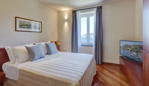 Junior Double or Twin Room
