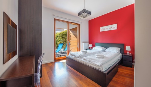Apartment (2, ul Wiktora Roszczynialskiego 4)