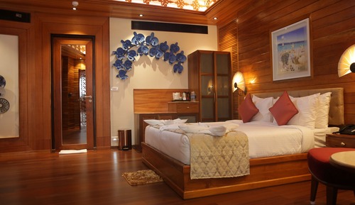 Superior Double Room, Pool View