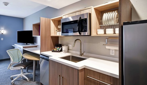 Studio, 2 Queen Beds, Accessible (Hearing, Spa Shower)