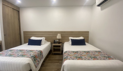 Standard Twin Room, Multiple Beds