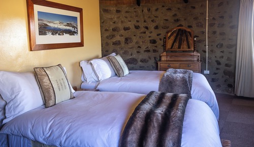 Classic Bungalow, 2 Twin Beds