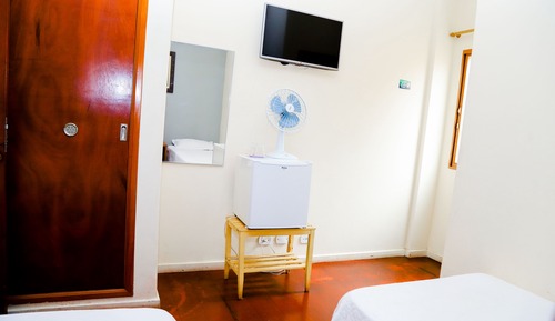 Economy Triple Room