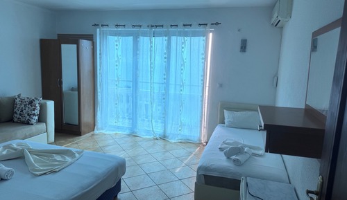 Basic Room, Pool View