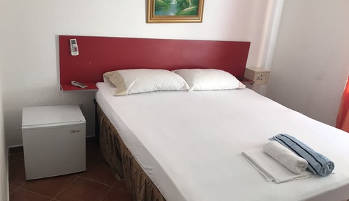 Basic Double Room, Partial Sea View (connecting room)