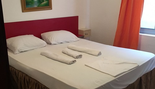 Room, 2 Bedrooms, Partial Sea View