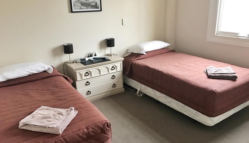 Twin Room Ensuite