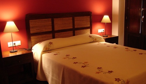 Double Room (Gorostia)