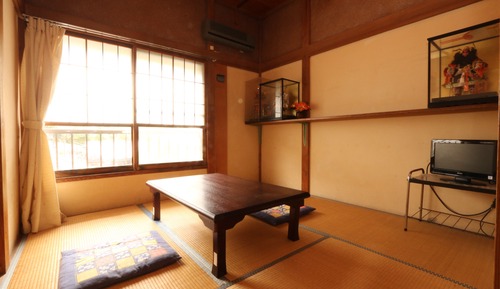 Japanese Style Room for 3 Guests