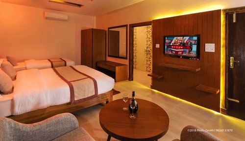Deluxe Double Room, 1 King Bed