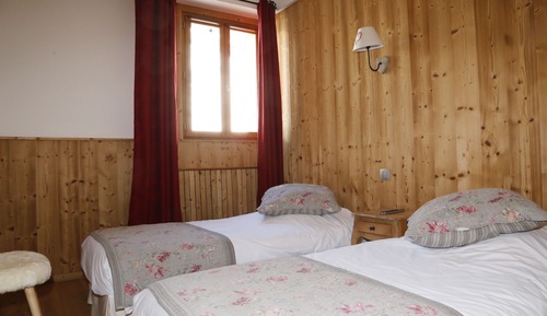 Traditional Room - Village View