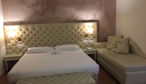 Superior Room, Multiple Beds, City View