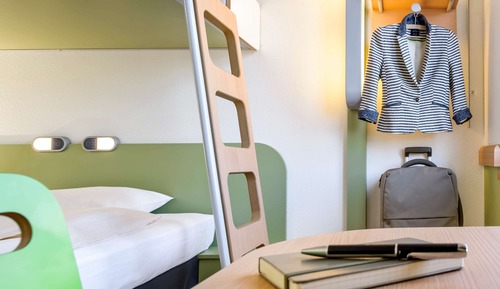 Triple Room, Multiple Beds