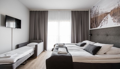 Business Studio, Multiple Beds