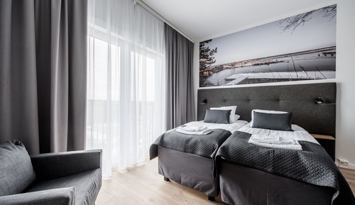 Business Studio, 2 Twin Beds