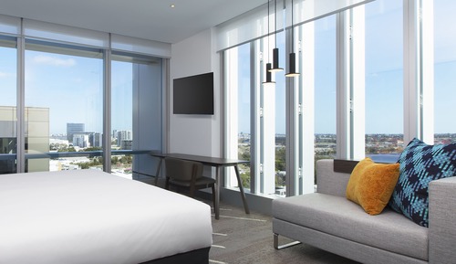Breezy, Room, 1 King Bed, Non Smoking, River View