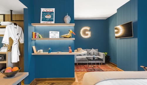 Room (Greatest)