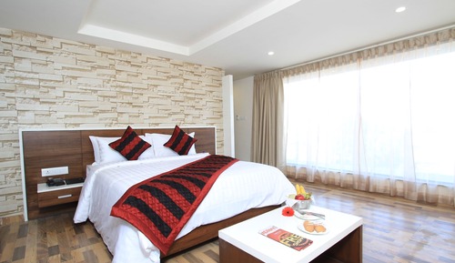 Executive Room, 1 King Bed, Accessible