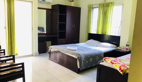 Deluxe Triple Room