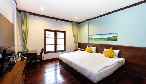 Deluxe Double Room, Garden View