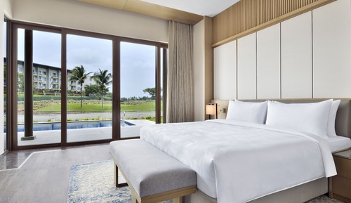 Club Villa, 1 King Bed, Non Smoking, Golf View