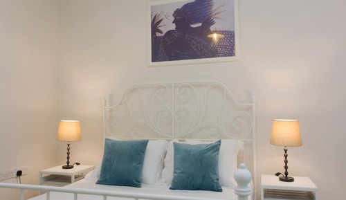 Standard Double Room, 1 Queen Bed