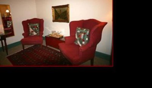 Luxury Double Room, Ensuite (Early American Suite 201)