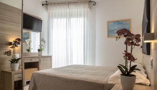Double Room, Balcony