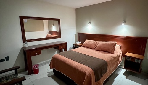 Double Room, 1 Double Bed