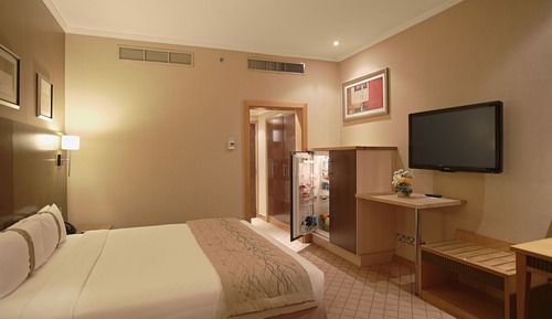Standard Room, 1 King Bed