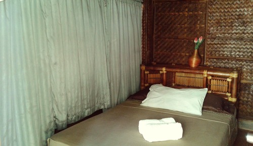 Cottage with Shared Bathroom (2 Persons)